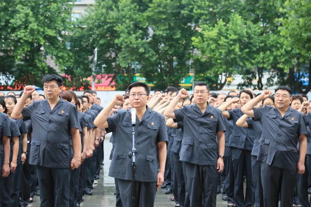 逃离马儿森林